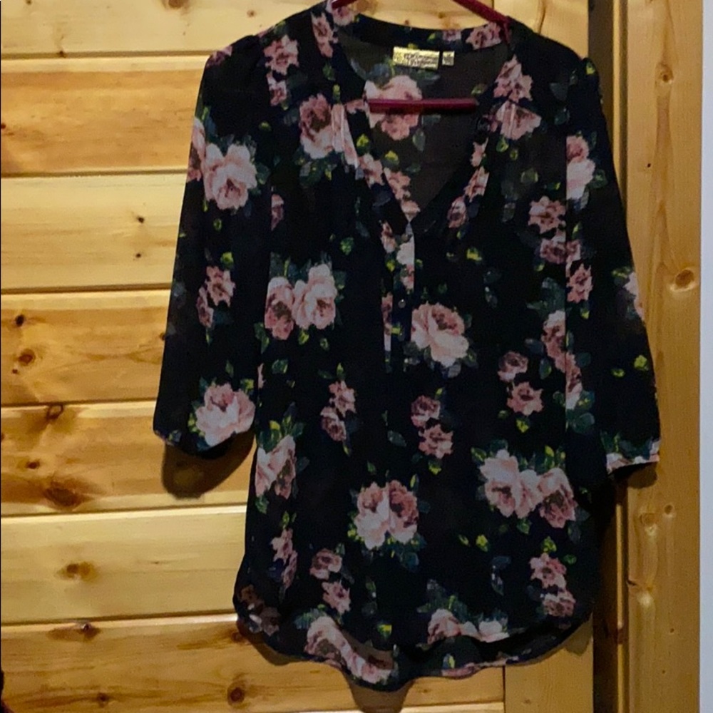 Floral Vera Wang blouse
